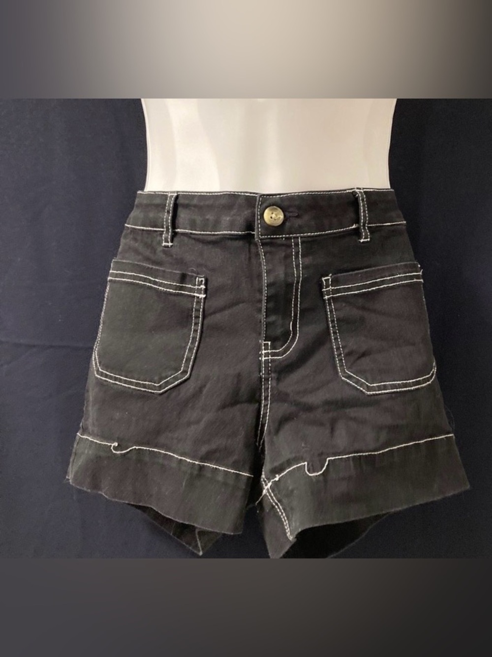 Black Contrast Stitch High Waist Shorts Y2K Utility Size M